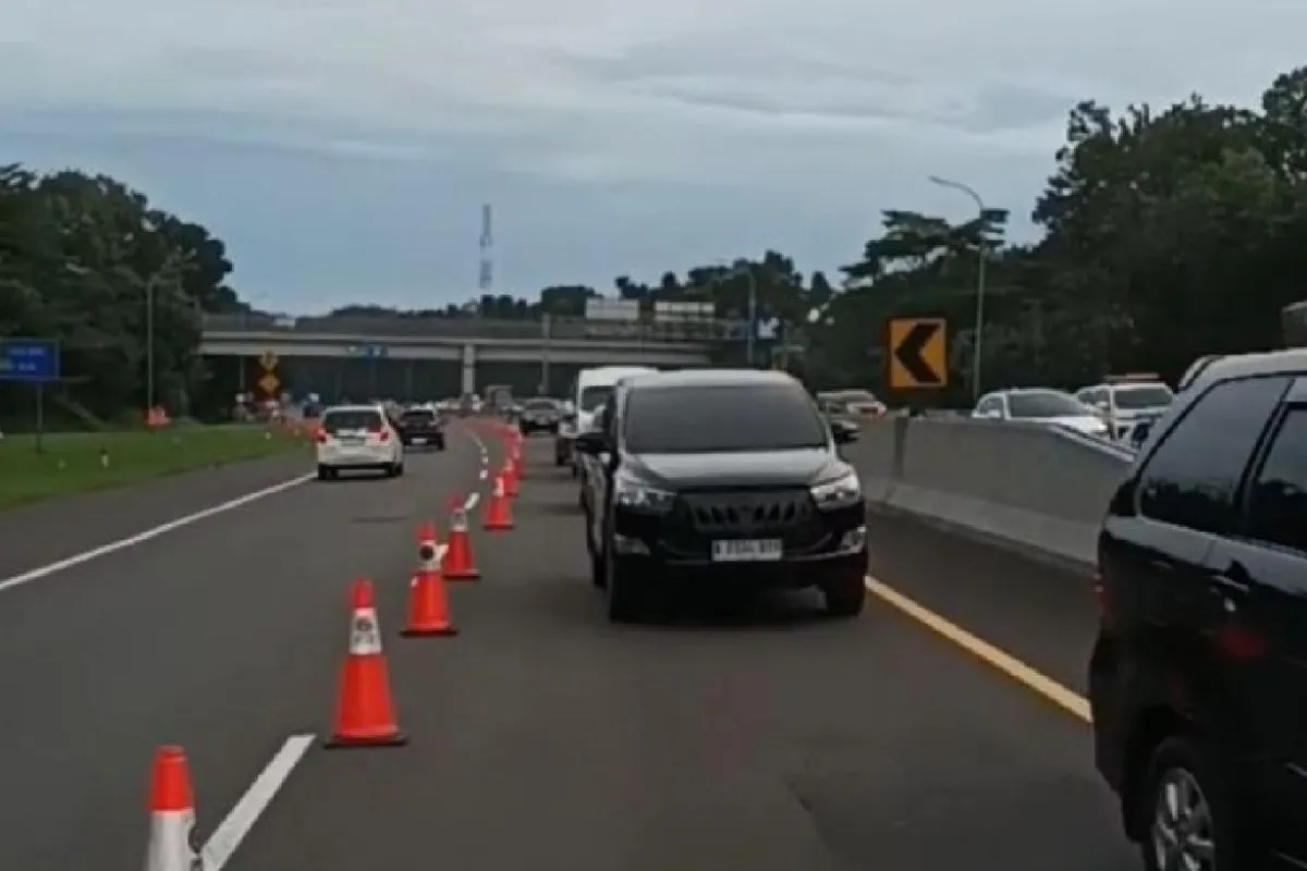 Libur PanjangHari Waisak, Ruas Tol Jagorawi arah Puncak diberlakukan contraflow