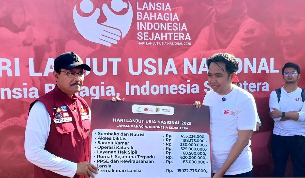 Mensos Gus Ipul sebut negara selalu hadir untuk lansia