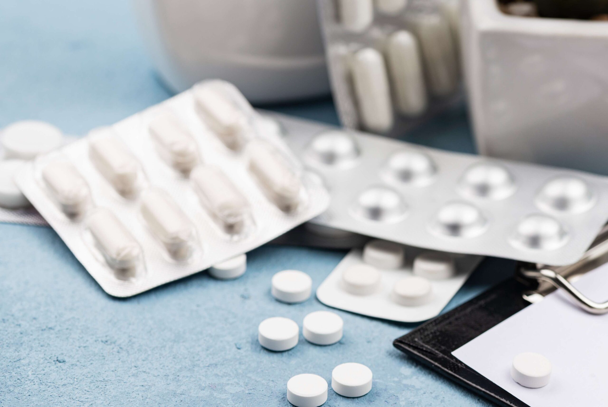 Waspada Bahaya Konsumsi Antibiotik Tanpa Resep Dokter