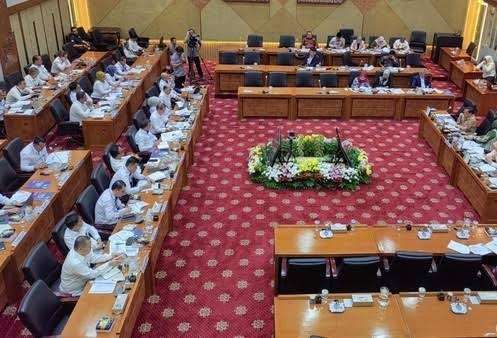 Raker Dengan Komisi IX, Kemenaker Mengaku Telah Menindaklanjuti Data Penambahan Jumlah Pengangguran 7,28 Juta