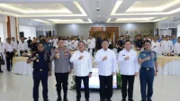 6658543A-58A8-4DDE-AF02-7A737FFA51B9.jpeg Trenggono tekankan pentingnya pengawasan efektif di sektor perikanan
