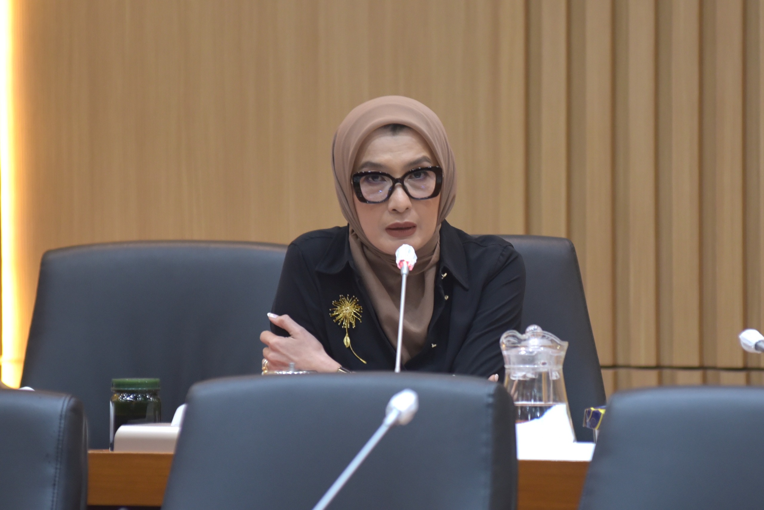 Arzeti Bilbina Soroti Persoalan Ketenagakerjaan di Surabaya: UMK, Alih Daya, dan Pengawasan