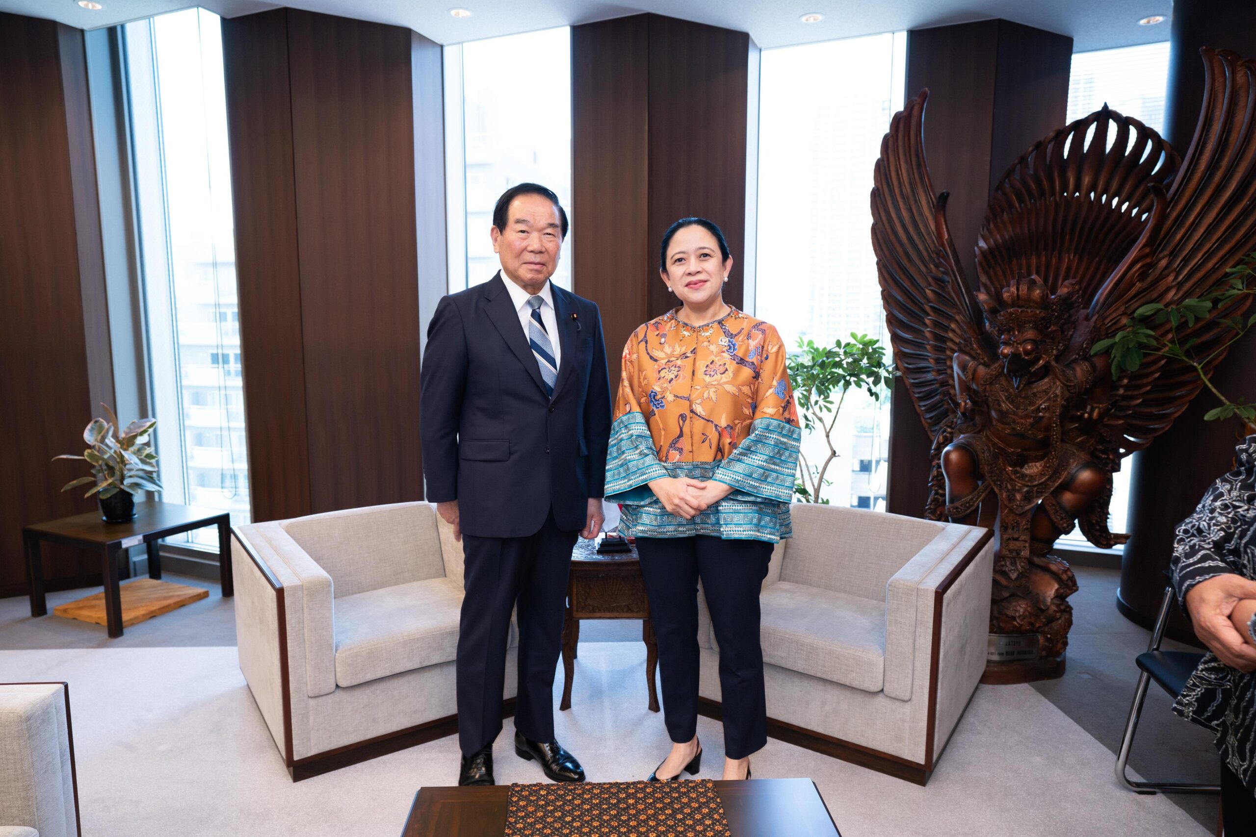 Bertemu Ketua DPR Jepang, Puan Dorong Transisi Energi Hijau di RI