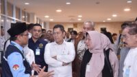 Wakil_Ketua_DPR_RI_Adies_Kadir_melakukan_Kunjungan_Kerja_meninjau_persiapan_pelaksanaan_ibadah_Haji_20250519202021 DPR RI Pastikan Asrama Haji Donohudan Berikan Rasa Aman dan Nyaman bagi Calhaj Sebelum Berangkat