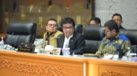 Wakil_Ketua_Komisi_V_DPR_RI__Ridwan_Bae_saat_memimpin_rapat_di_Gedung_Nusantara__Senayan_pada_Senin_20250519202201 Komisi V DPR : Realisasi Program 3 Juta Rumah Jadi Tantangan dan Komitmen Bersama
