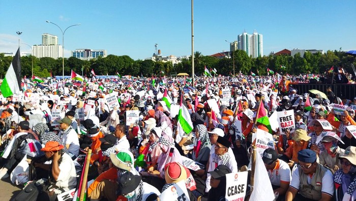 PKS Gelar Aksi Selamatkan Gaza di Kemayoran, Dihadiri Sejumlah Tokoh