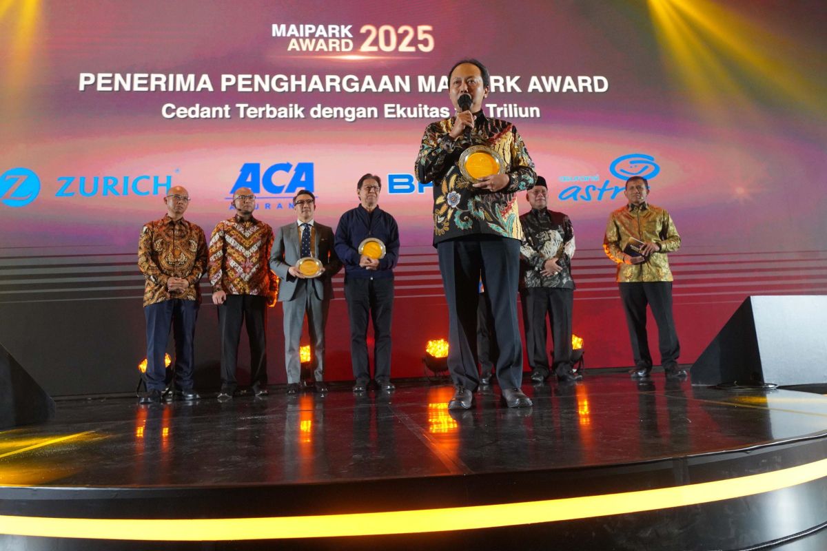 BRINS raih penghargaan cedant terbaik berekuitas di atas Rp2 triliun