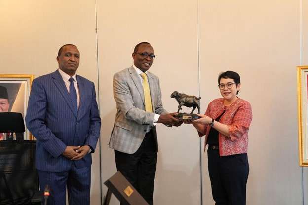 Indonesia dan Kenya Saling Memaparkan Digitalisasi Pengadaan