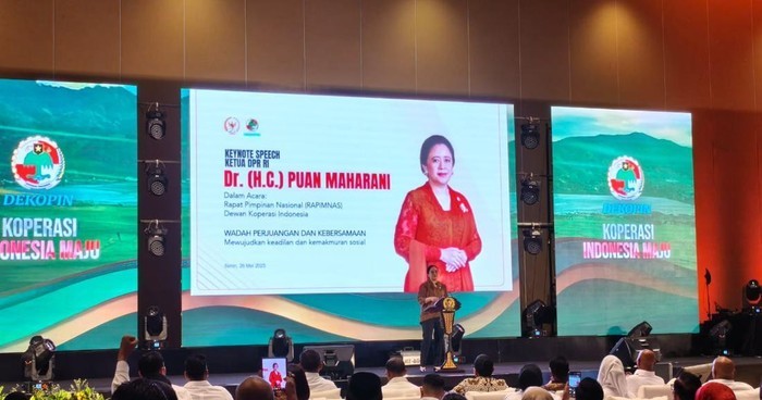 Pengurus Dekopin Dikukuhkan, Puan: 2 Periode Pak Jokowi Nggak Selesai-selesai