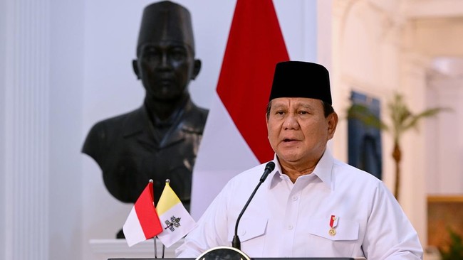 Instruksi Prabowo Tumpas Regulasi Ribet