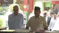 prabowo-dan-bill-gates-tinjau-makan-bergizi-gratis-di-sd-03-jati-jaktim-dok-youtube-setpres-1746592000142_169 Prabowo Bareng Bill Gates Tinjau Makan Bergizi Gratis di SD Jati 03 Jaktim