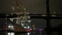 Kapal Angkatan Laut Meksiko Tabrak Jembatan Brooklyn New York, 22 Orang Luka