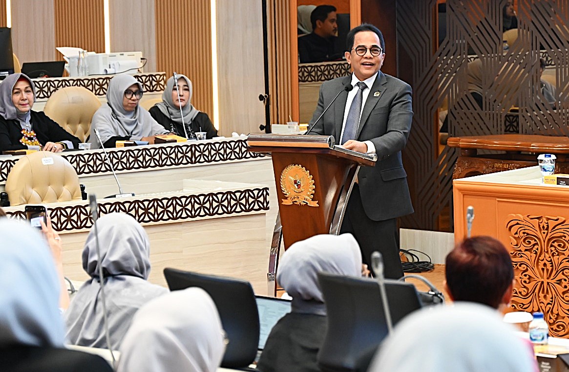 Sekjen DPR Apresiasi FGD Kaukus Perempuan Politik Indonesia