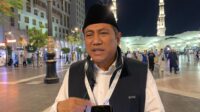Anggota_Tim_Pengawas__Timwas__Haji_DPR_RI_Rokhmat_Ardiyan__saat_diwawancarai_di_sela-sela_pemantauan20250612225121 Timwas Haji Soroti Urgensi Sinkronisasi Data E-Hajj dan Siskohat