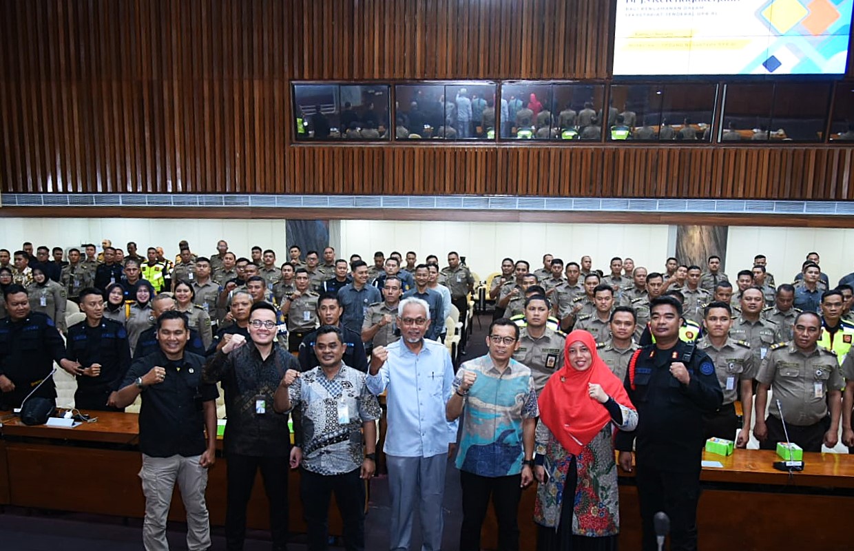 Setjen DPR Dorong Perlindungan dan Status Kepegawaian Personel Pamdal