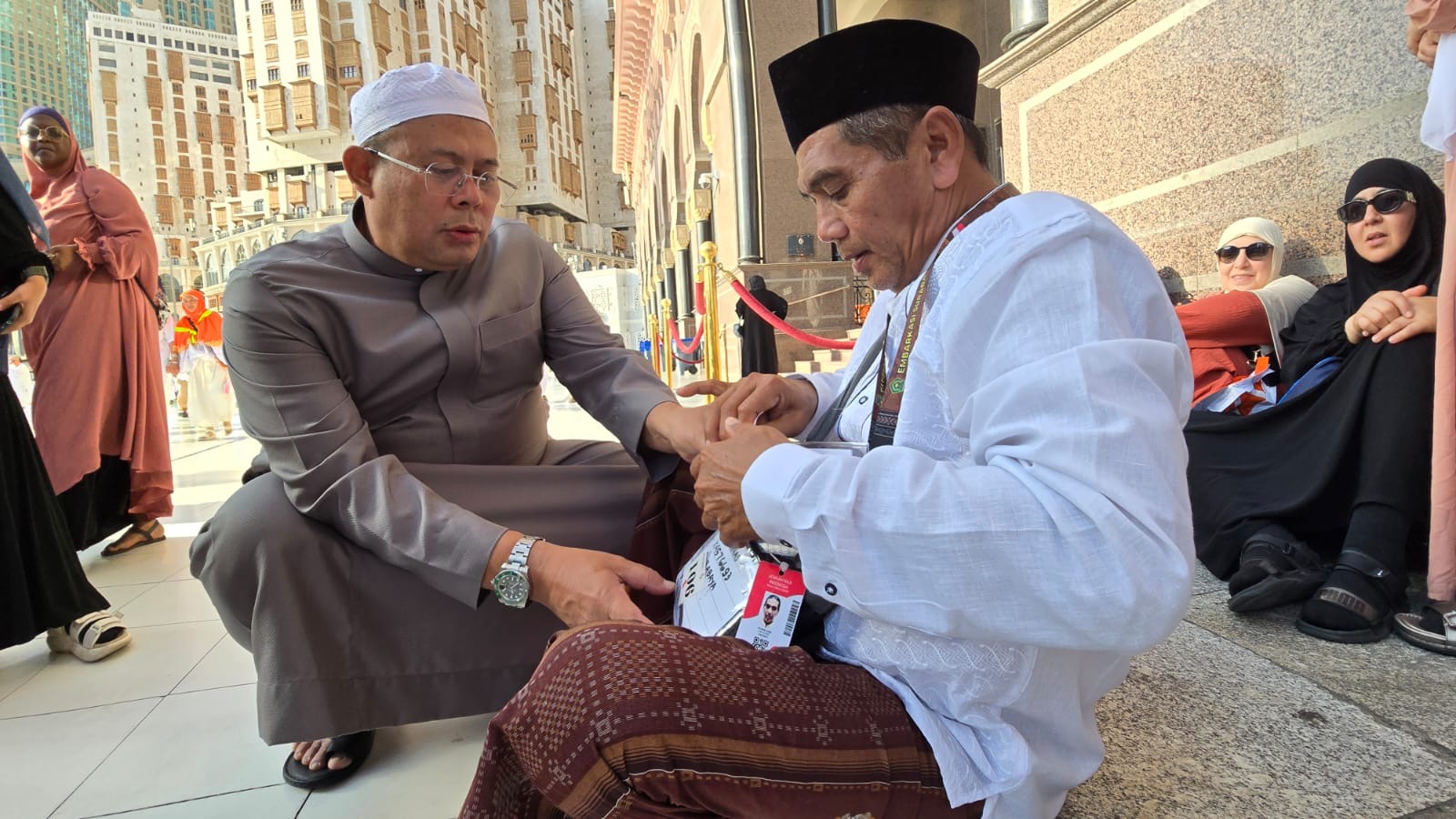 Respons Cepat Cucun: Tolong Jemaah Tersesat, Evaluasi Kesiapan Petugas Haji