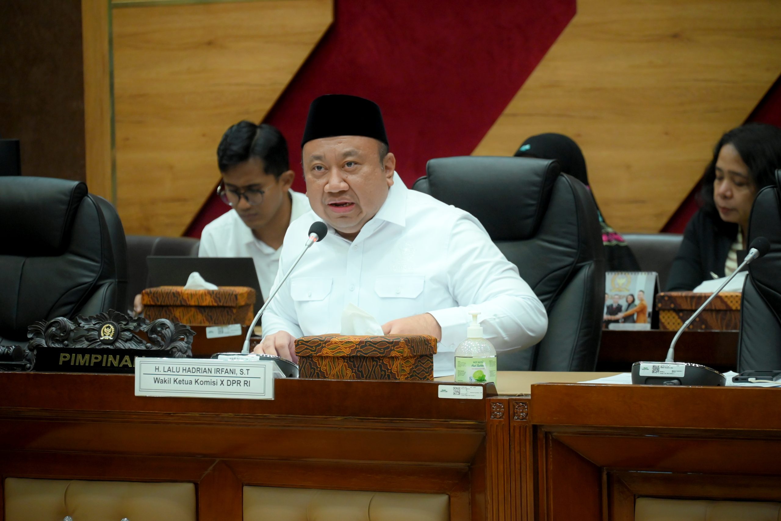 Polemik Perkosaan Massal di ‘98, Waka Komisi X: Jangan Hapus Tragedi Kemanusiaan yang Nyata