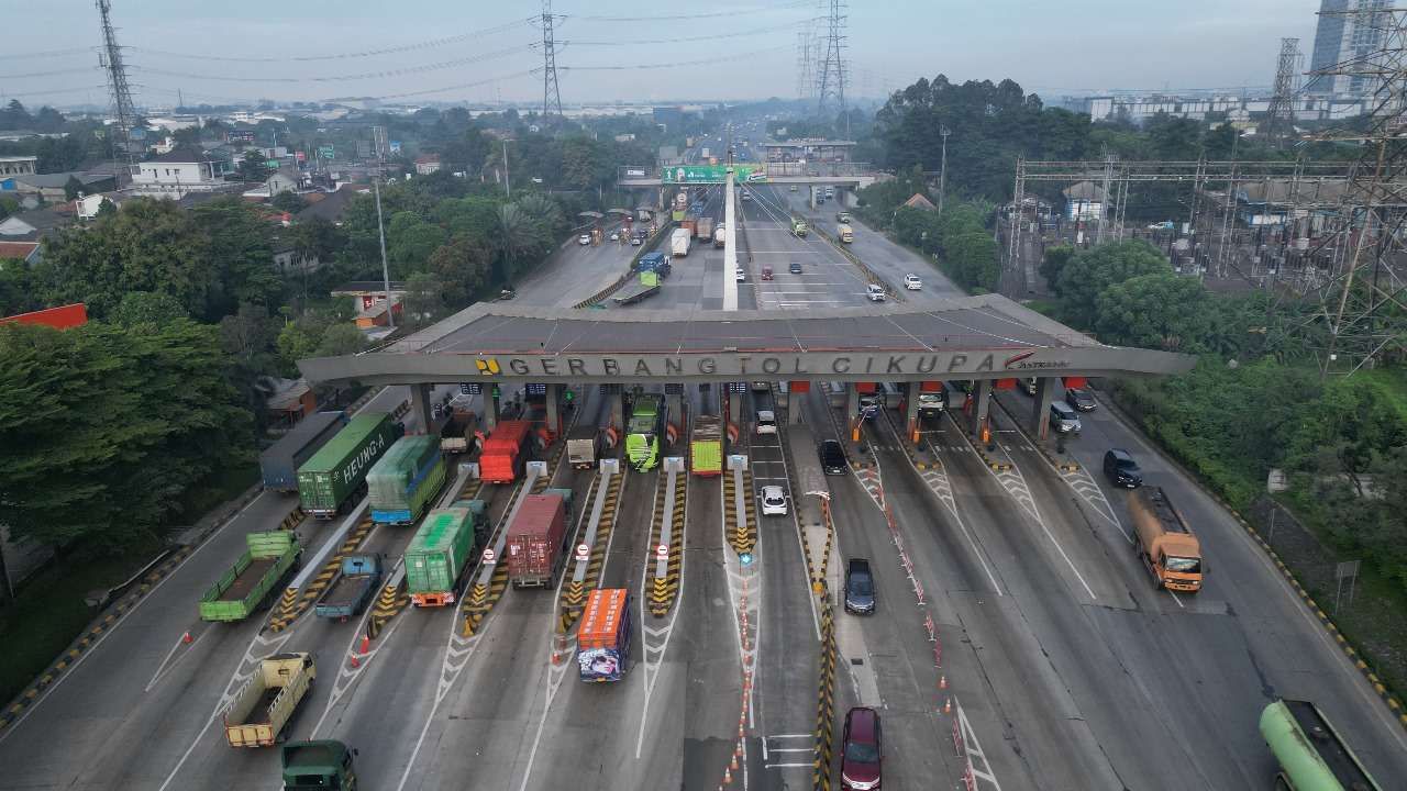 Tol Tangerang-Merak Dipadati 51.983 Kendaraan karena Libur Sekolah