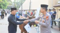 Polres Jakut Serahkan 80 Hewan Qurban ke Masyarakat