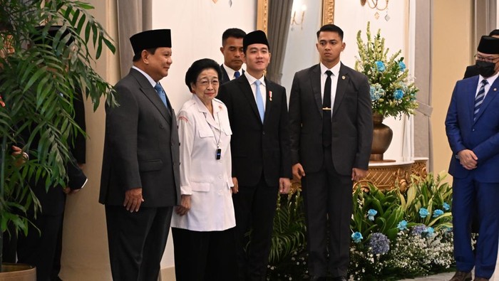 Analisis Bos PPI di Balik Momen Megawati Bertemu hingga Ngobrol dengan Gibran