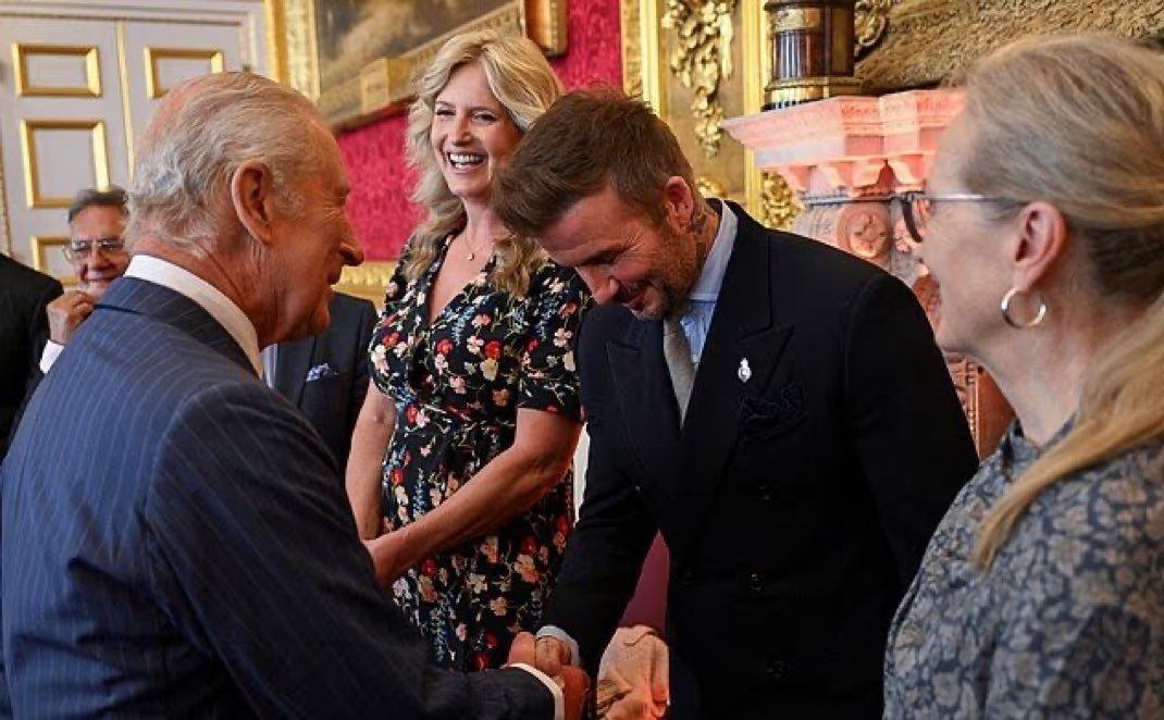 David Beckham Dianugerahi Gelar Kehormatan dari Kerajaan Inggris