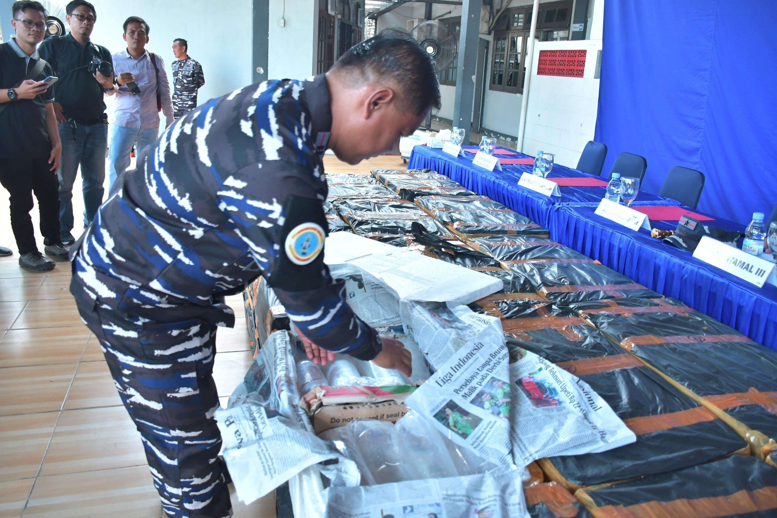 TNI AL Gagalkan Penyelundupan Benih Lobster di Merak
