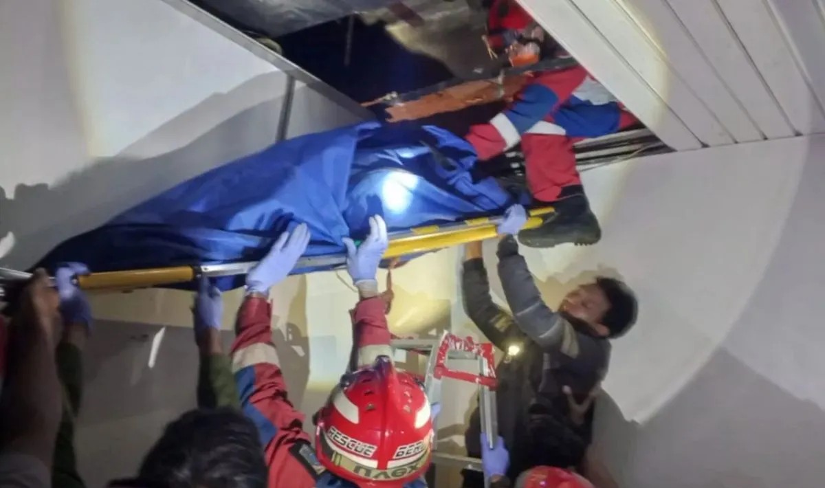 Ditemukan Mayat di plafon pabrik obat Kawasan Pulogadung