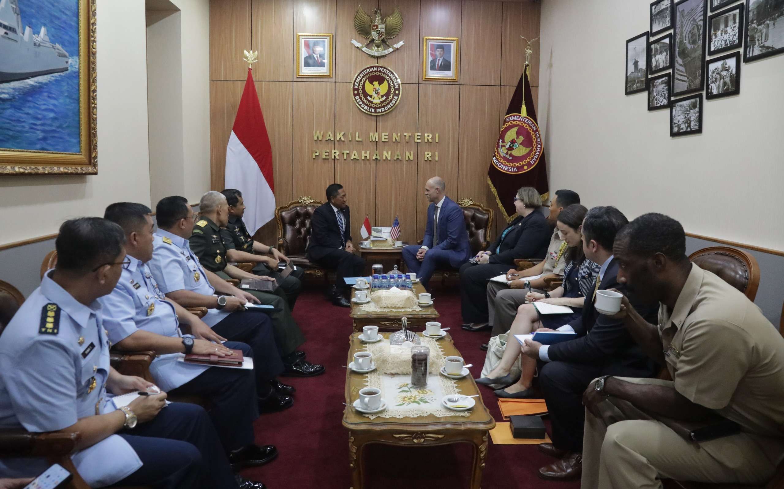 Wamenhan RI Terima Utusan Menhan Amerika Serikat