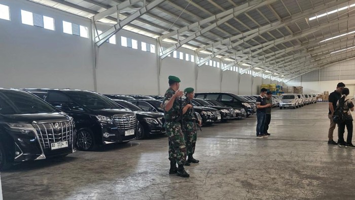 Kejagung Sita 72 Mobil Terkait Kasus Korupsi Sritex, Ada Alphard-Mercy