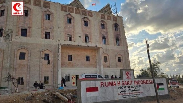 RI Berduka Direktur RS Indonesia di Gaza dan Keluarga Tewas Dibunuh Israel