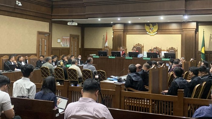 Jaksa Minta Hotman Baca Lengkap Dokumen Terkait Impor Gula: Jangan Dipotong