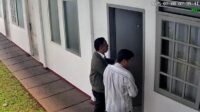 Hasil Tangkapan layar CCTV detik-detik diplomat Kemlu ditemukan tewas di kamar kos yang Tewas Misterius"