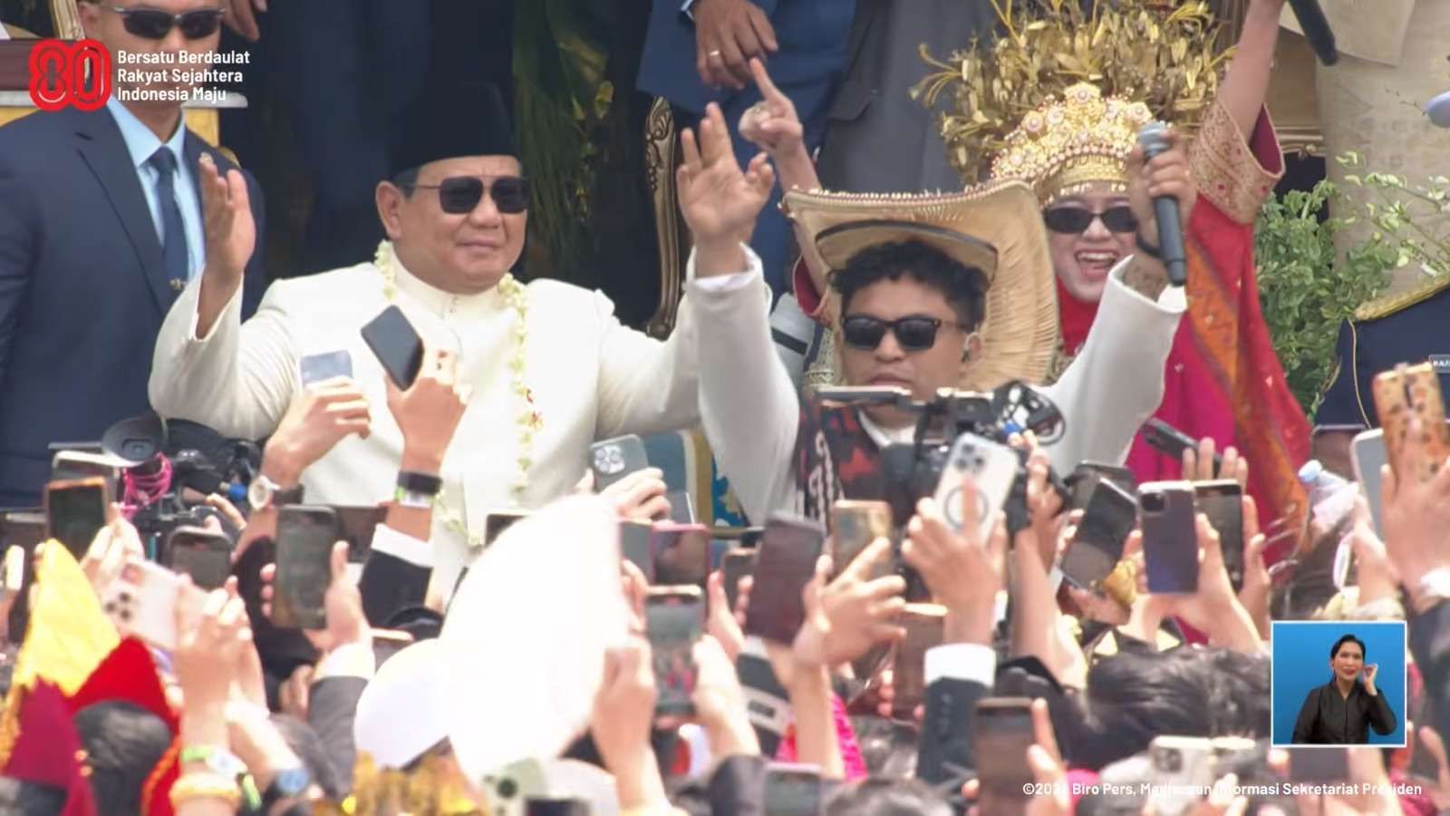 Dengar Lagu "Tabola Bale", Presiden Prabowo Ikut Bergoyang