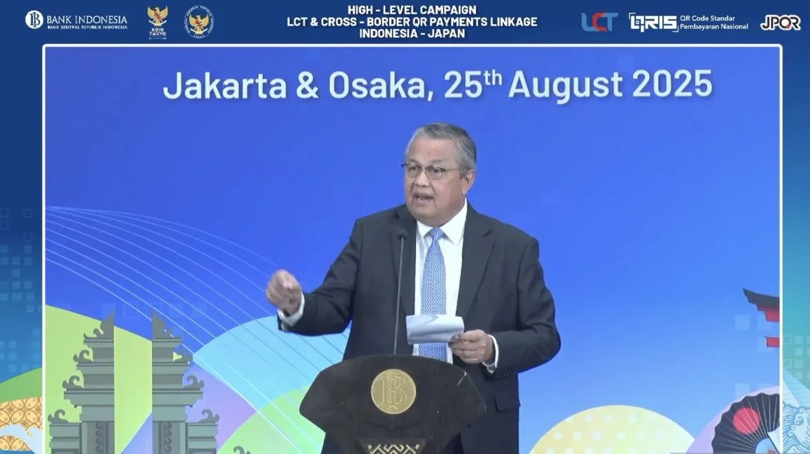 Gubernur BI Perry Warjiyo dalam High Level Campaign LCT & Launching QRIS Cross Border Indonesia-Jepang di Jakarta, Senin (25/8/2025).