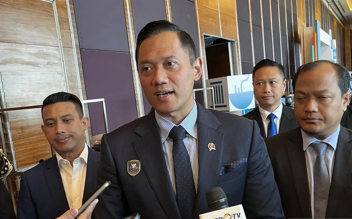 Soal gerbong khusus perokok, AHY: Fokus pemerintah soal konektivitas