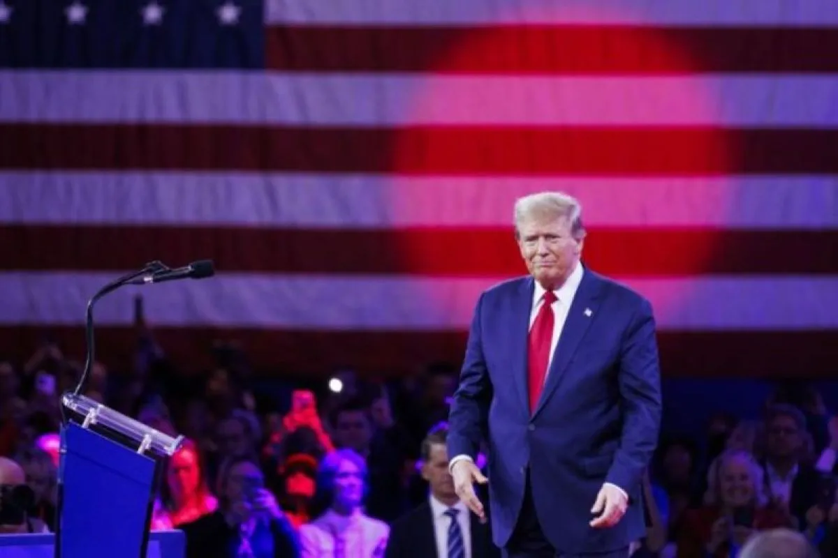 Trump umumkan 'penyelidikan tarif besar-besaran' pada furnitur impor