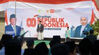 Kenakan Sarung Saat Jadi Irup, Cucun Tegaskan Wajah Nasionalisme ala Kaum Pesantren