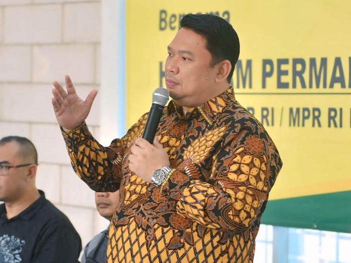 anggota dpr ilham permana