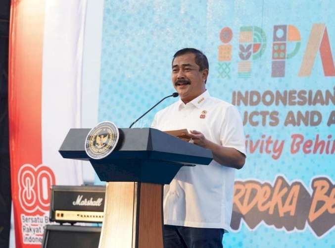 Menteri Imipas Apresiasi Batik Karya Warga Binaan Cipinang