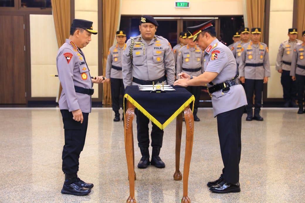 Kapolri Resmi Lantik Komjen Dedi Prasetyo Jadi Wakapolri