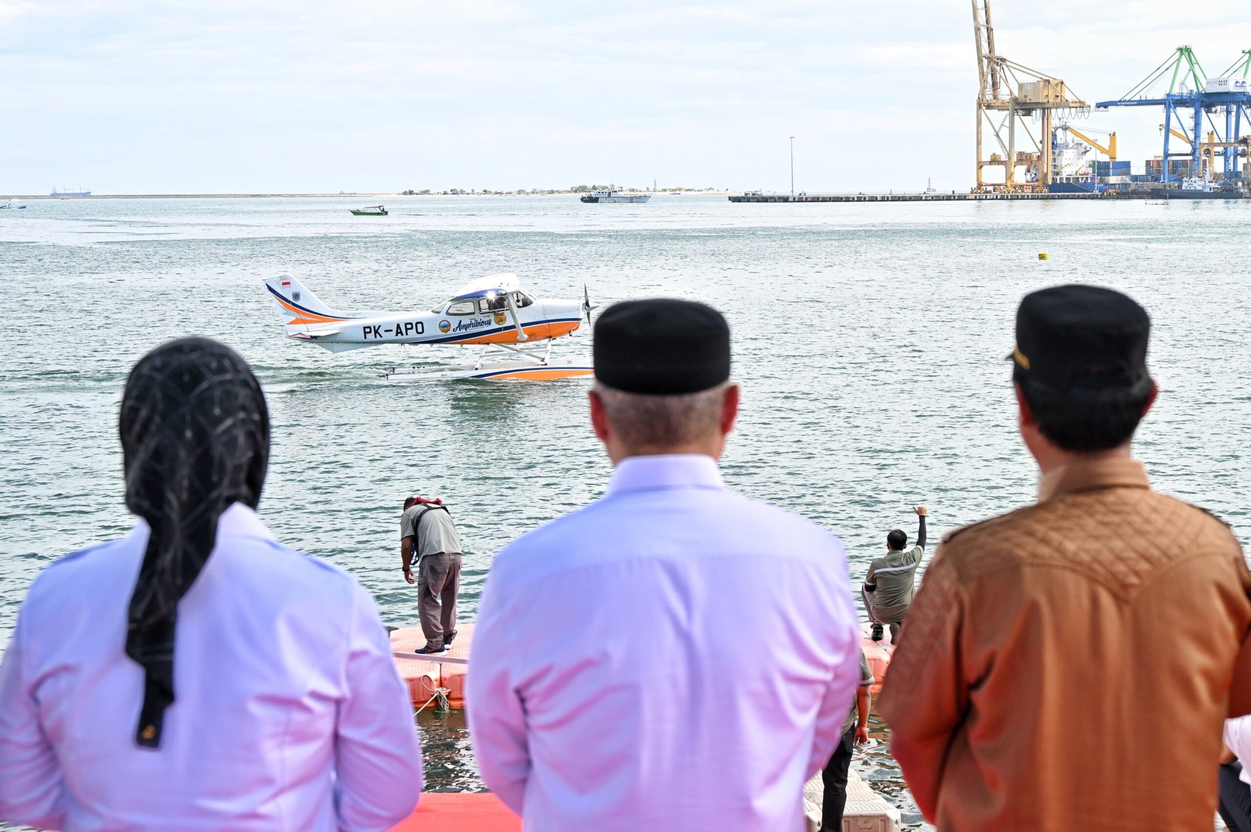 Menhub: Pesawat Amfibi Tingkatkan Konektivitas Wilayah