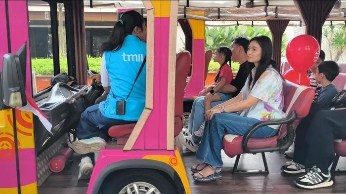 Gibran Ajak Selvi, Jan Ethes, dan La Lembah Manah Liburan HUT RI ke TMII