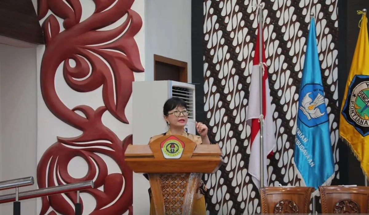 Wamen Stella dorong lulusan perguruan tinggi harus siap hadapi era AI