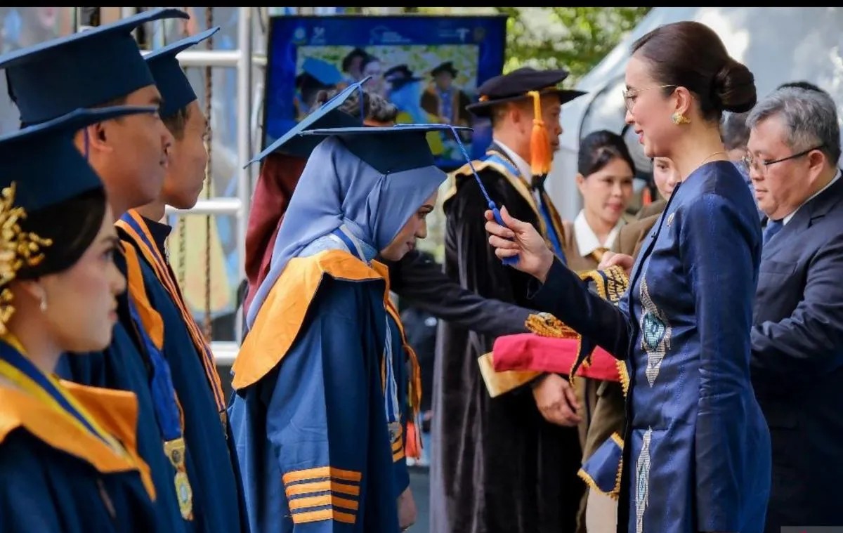 Menpar ingatkan lulusan Poltekpar Makassar jadi SDM pariwisata unggul