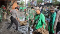 TNI AD turunkan prajurit untuk evakuasi korban banjir di Bali