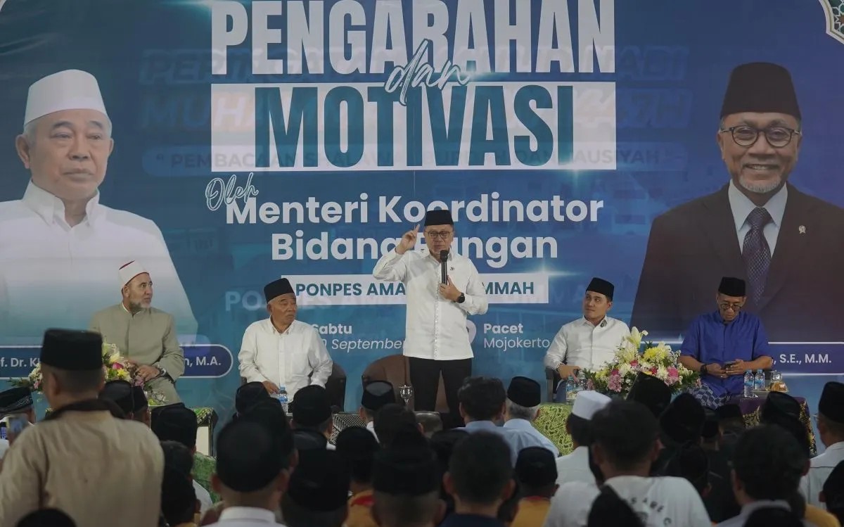 Menko Zulhas berpesan kepada santri agar ingat petani dan nelayan