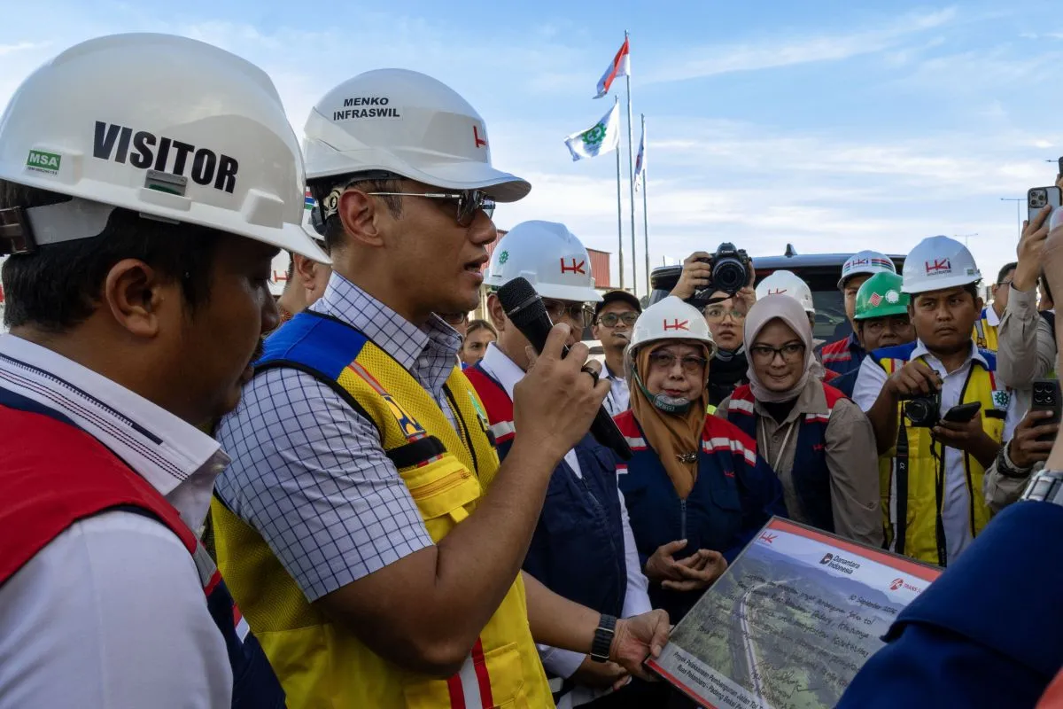 AHY meminta pemangku kepentingan bereskan lahan Tol Padang-Pekanbaru