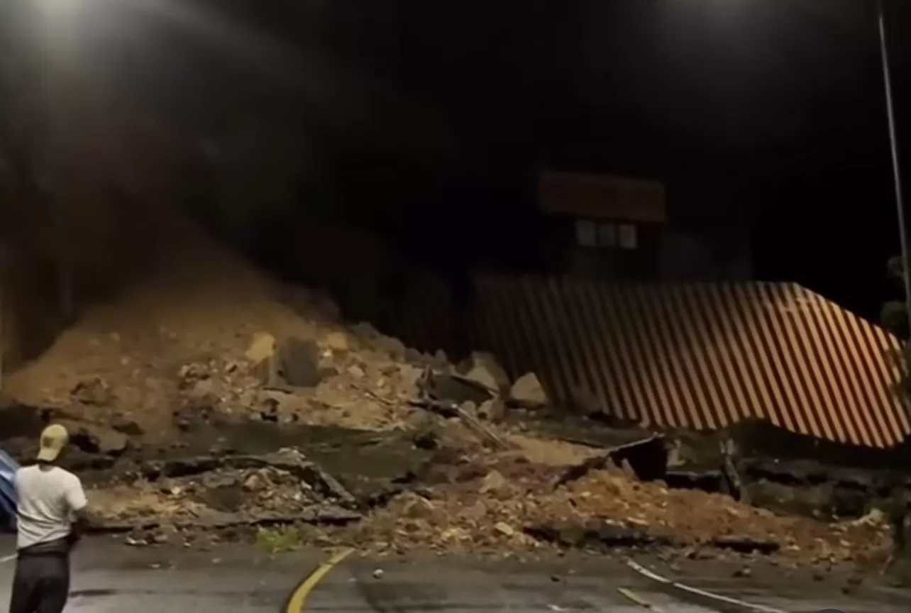 Longsor di Kelok 9, Akses Riau-Sumbar Putus Malam Ini