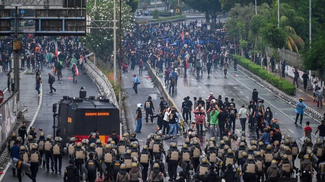 Akademisi RI di UK Minta Warga Waspada Provokasi: Hindari Kekerasan