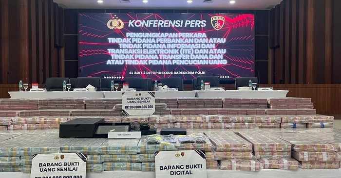 Inilah Penampakan Uang Rp 204 M yang Disita Bareskrim di Kasus Pembobolan Bank BUMN